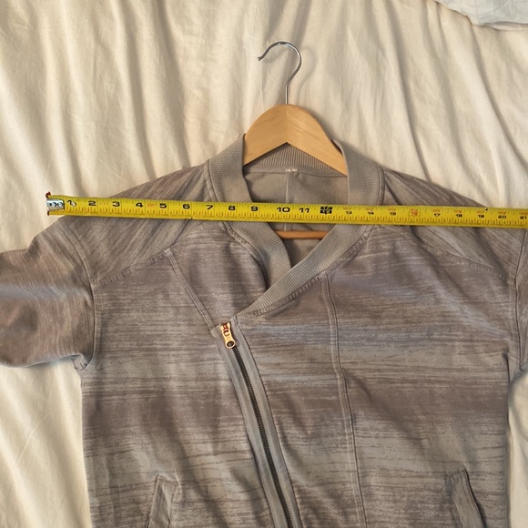Lululemon Mula Bundle wrap Coat jacket  zip up size 6 grey - Picture 14 of 16